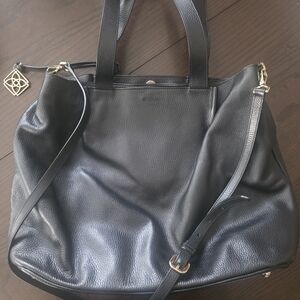 Chic Black Leather Shoulder Bag